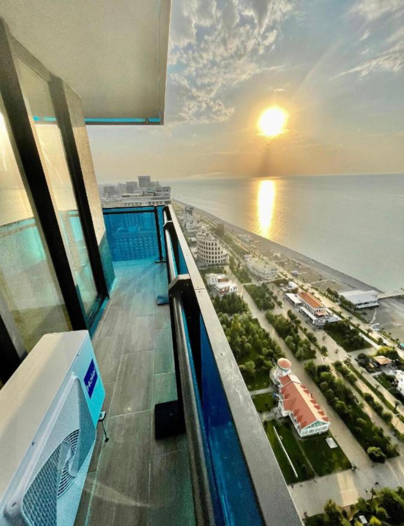 Orbi City Batumi Star Aparthotel Ngoại thất bức ảnh